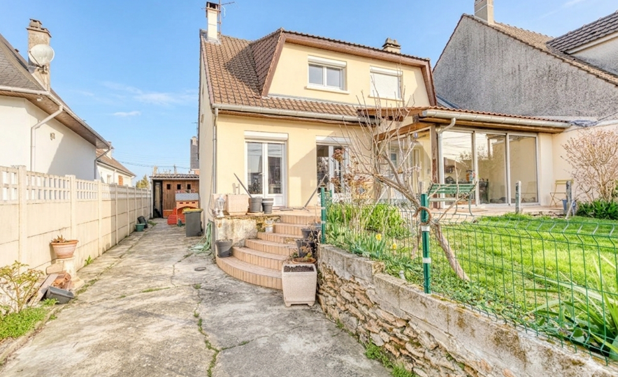 Maison à Ozoir-la-Ferrière 128