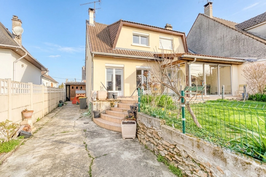 Maison à Ozoir-la-Ferrière 128