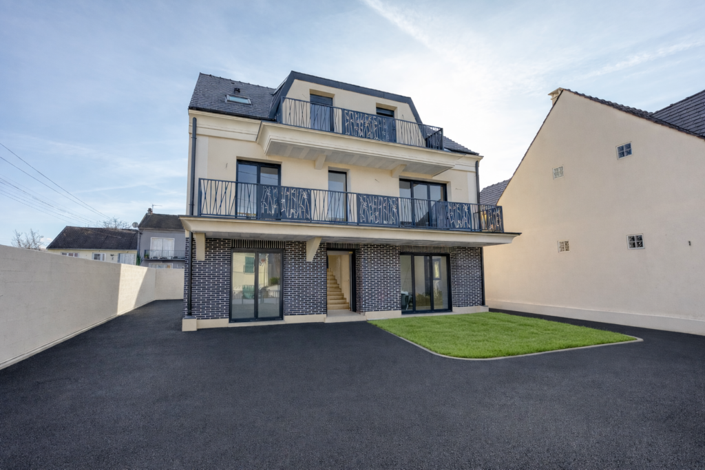 Appartement à Pontault-Combault 74