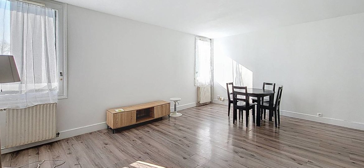 Appartement à Roissy-en-Brie 52m²  1