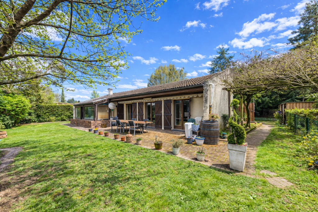 Maison à Lésigny 142m²  1