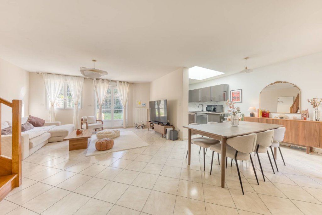 Maison à La Queue-en-Brie 119