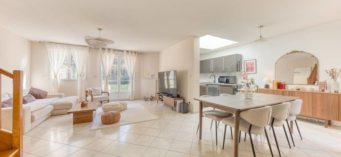 Maison à La Queue-en-Brie 119