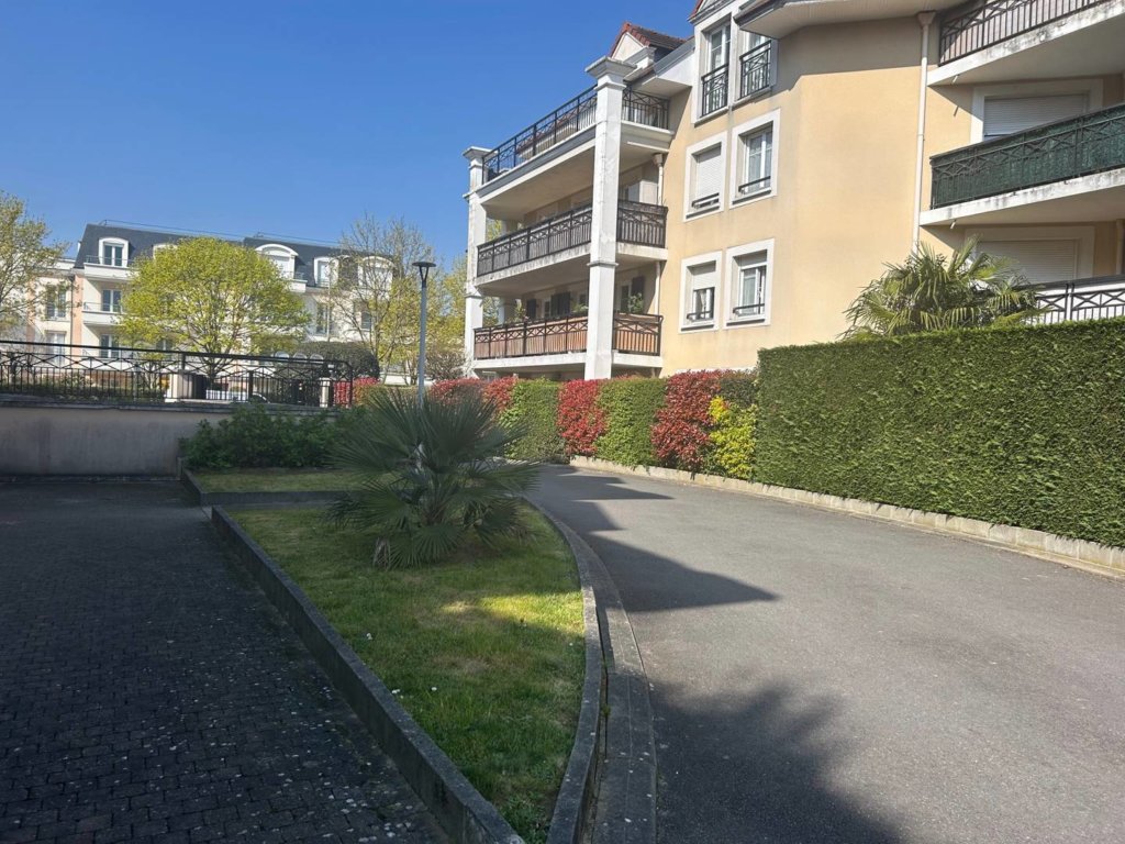 Appartement à Émerainville 45