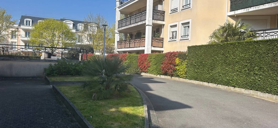 Appartement à Émerainville 45