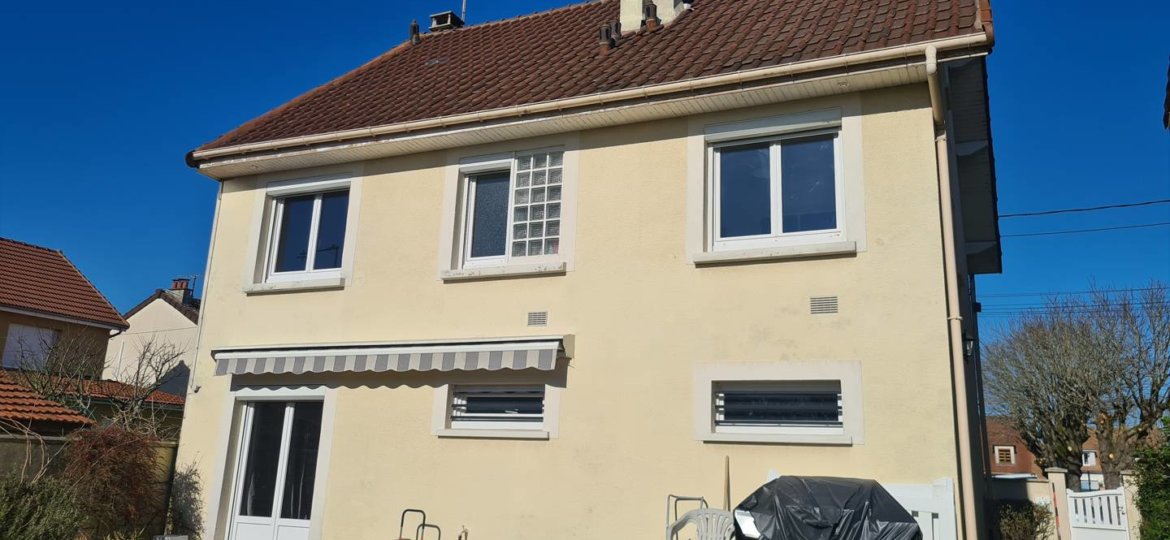 Maison à OZOIR LA FERRIERE 120m²  1