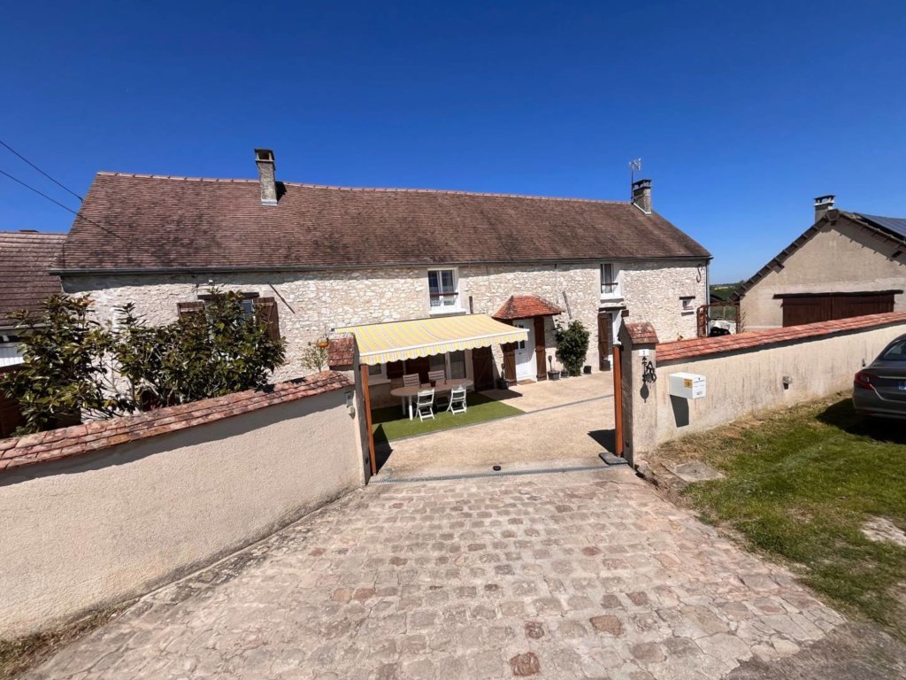 Maison à AUGERS EN BRIE 174