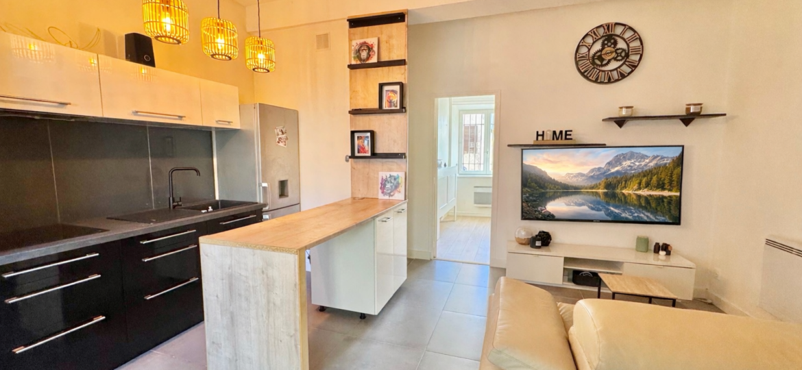 Appartement à OZOIR LA FERRIERE 33