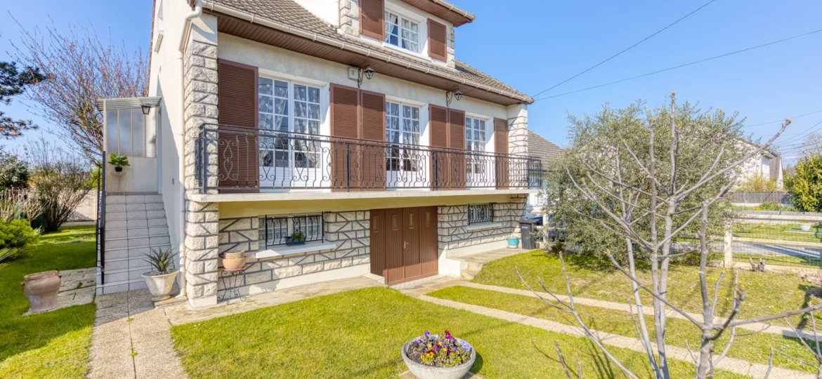 Maison à ROISSY EN BRIE 121