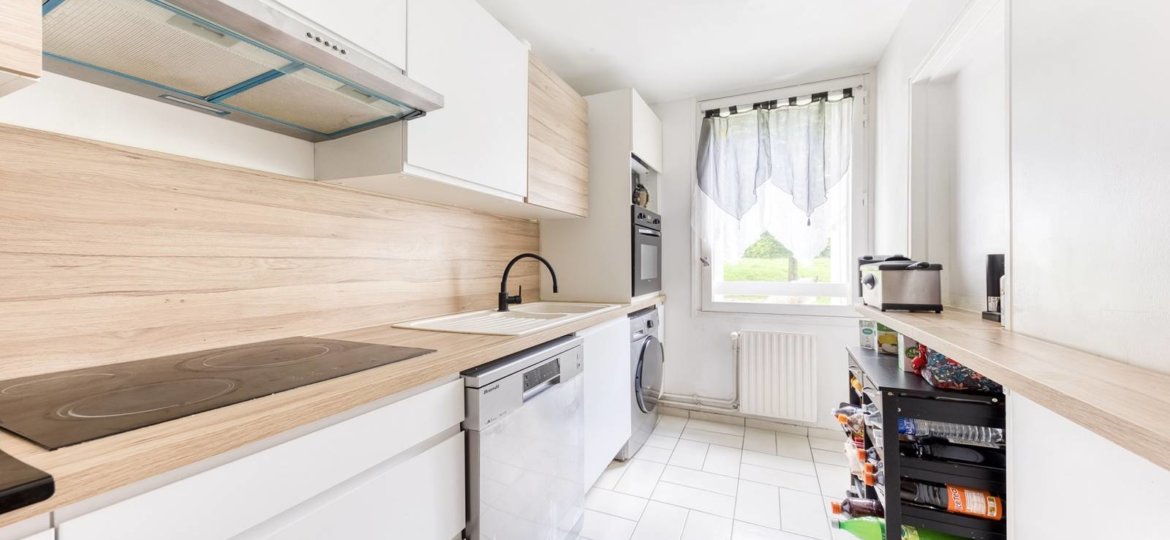 Appartement à ROISSY EN BRIE 57