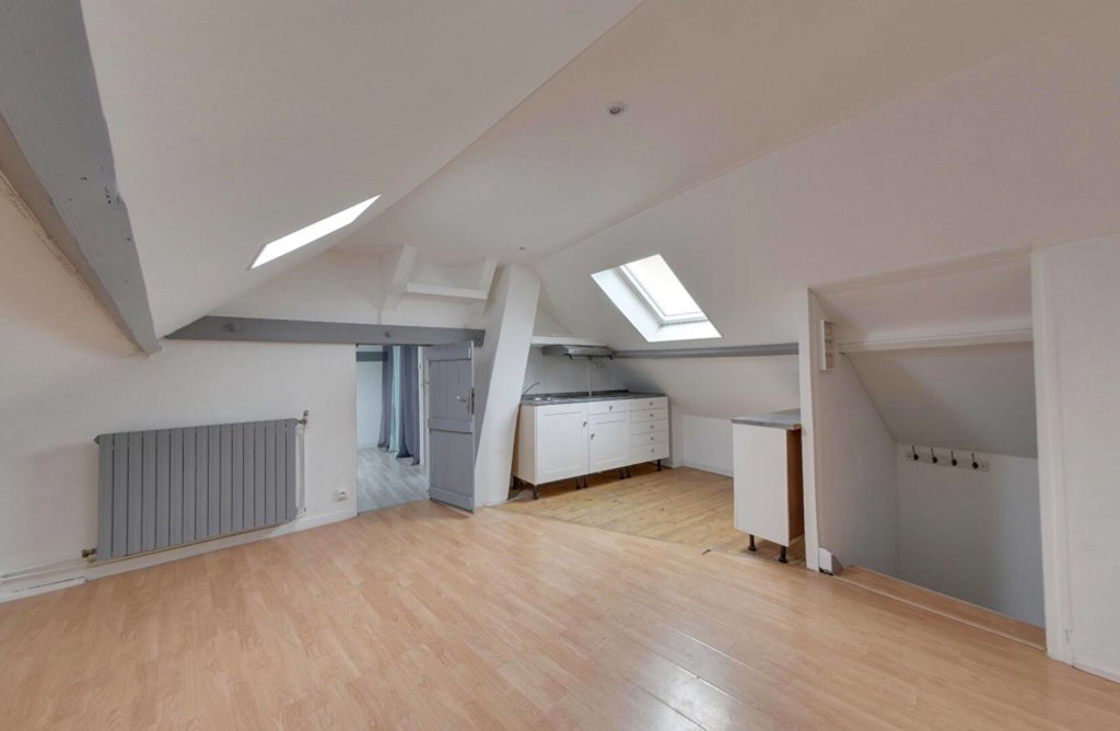 Appartement à Roissy-en-Brie 18m²  1