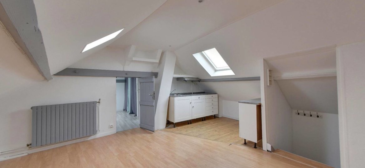 Appartement à Roissy-en-Brie 18m²  1