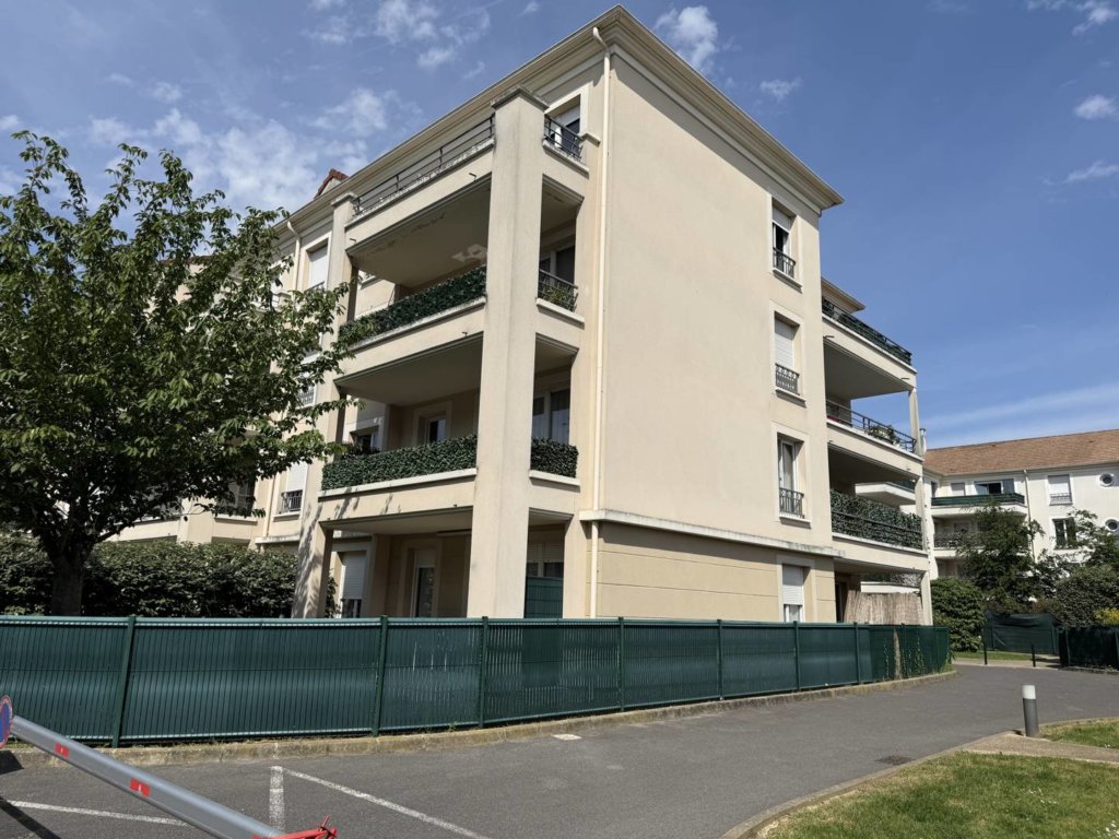 Appartement à Pontault-Combault 77