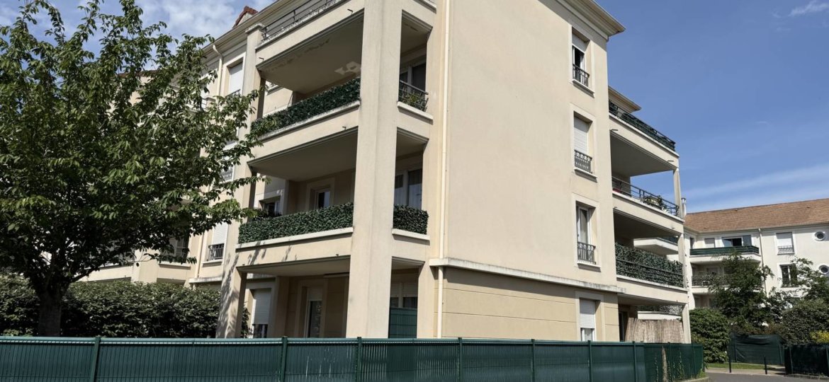 Appartement à Pontault-Combault 77