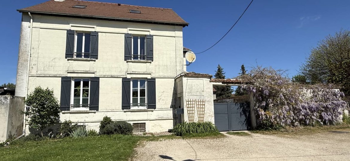 Maison à Courpalay 176m²  1