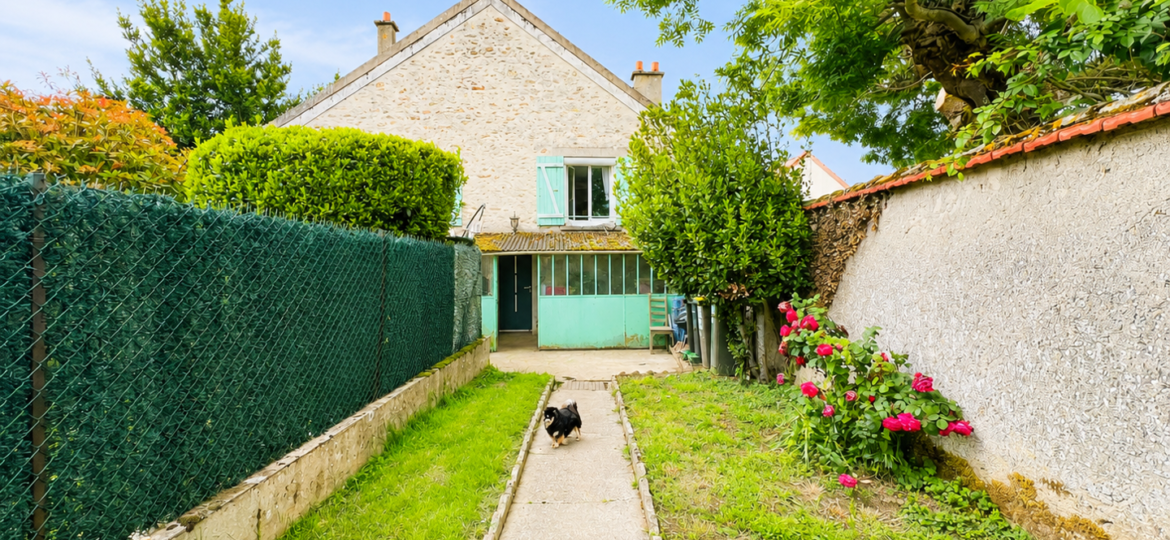 Maison à Fontenay-Trésigny 110m²  1