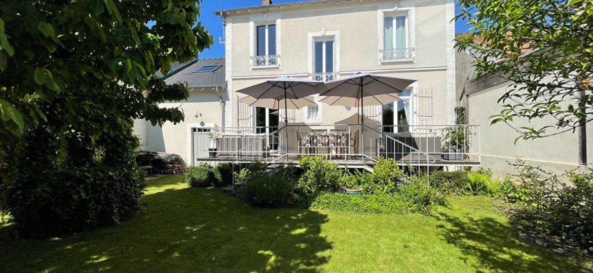 Maison à Grisy-Suisnes 166m²  1