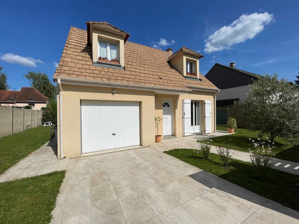 Maison à Chevry-Cossigny 92m²  1
