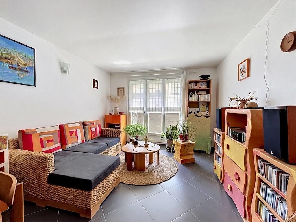 Appartement à ROISSY-EN-BRIE 60