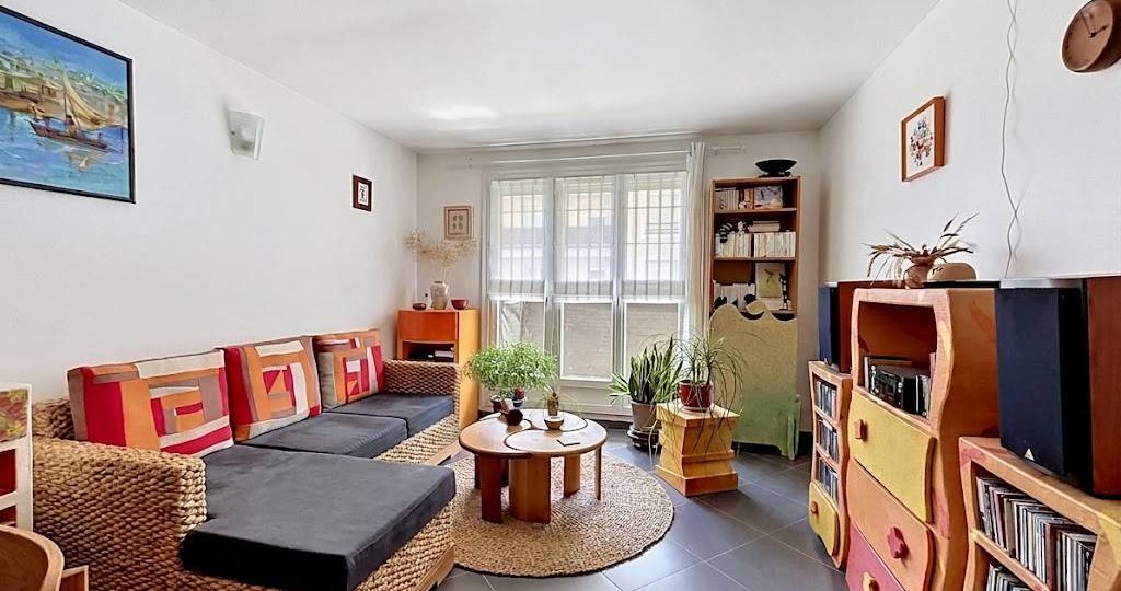 Appartement à ROISSY-EN-BRIE 60