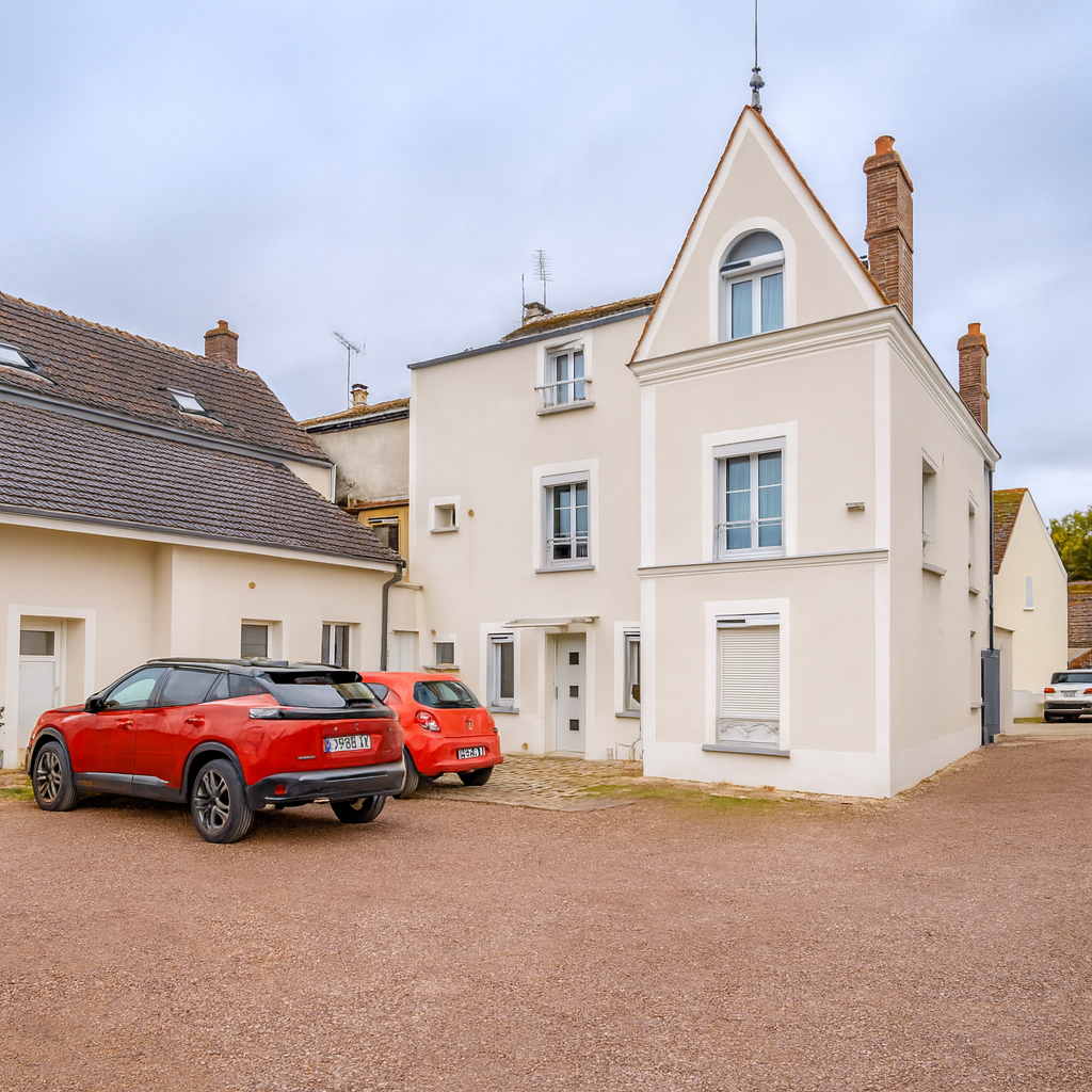 Immeuble à Fontenay-Trésigny 172