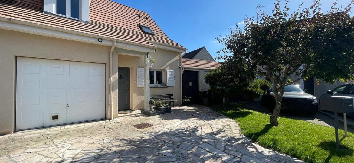 Maison à Chevry-Cossigny 82m²  1