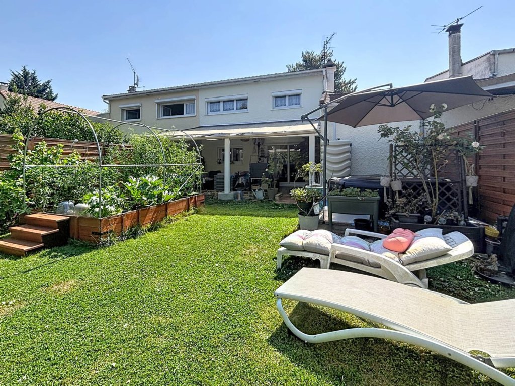 Maison à Roissy-En-Brie 101m² 1