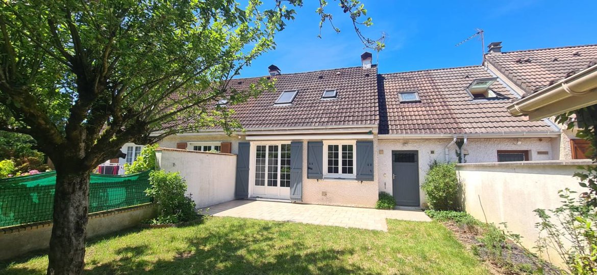 Maison à OZOIR LA FERRIERE 78