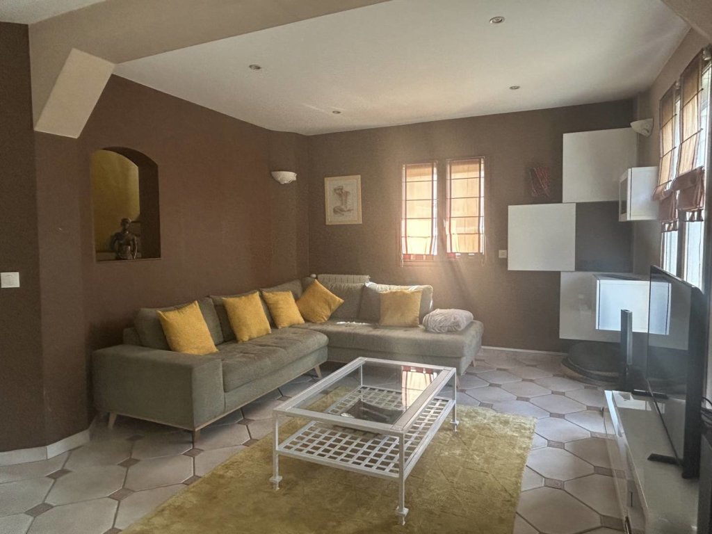 Maison à Pontault-Combault 150m²  1