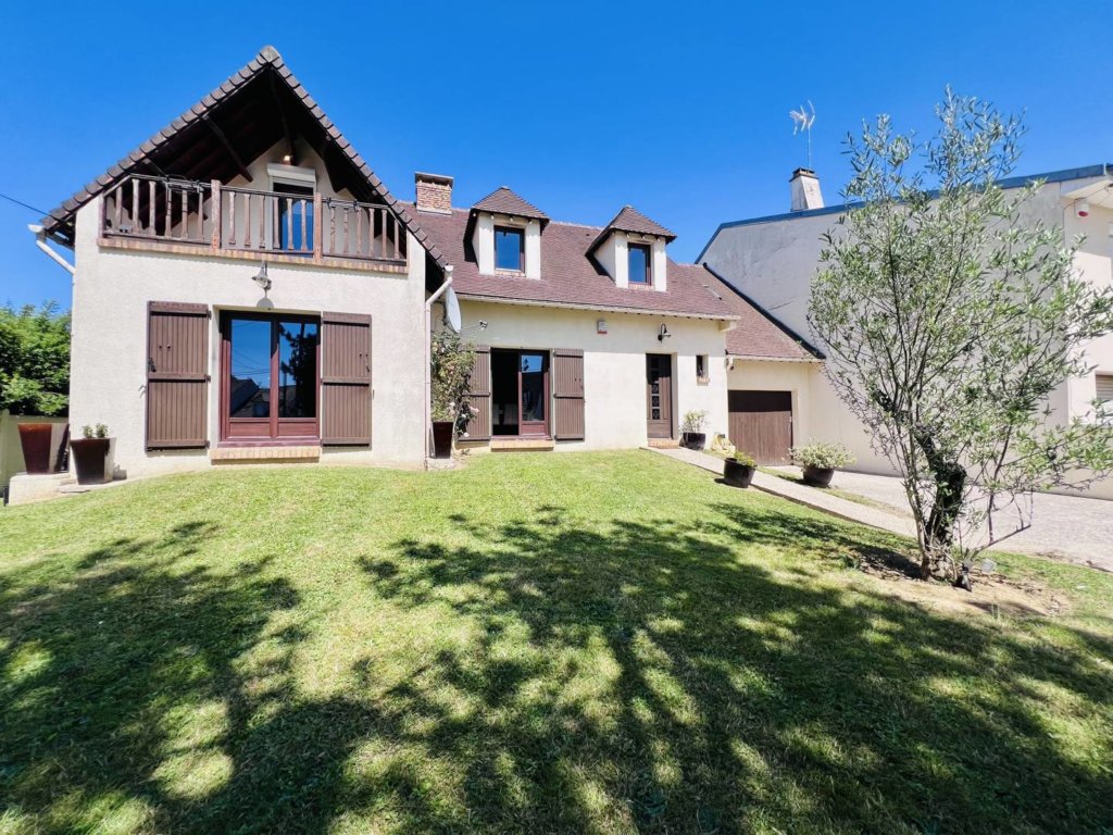 Maison à Gretz armainvilliers 172m²  1