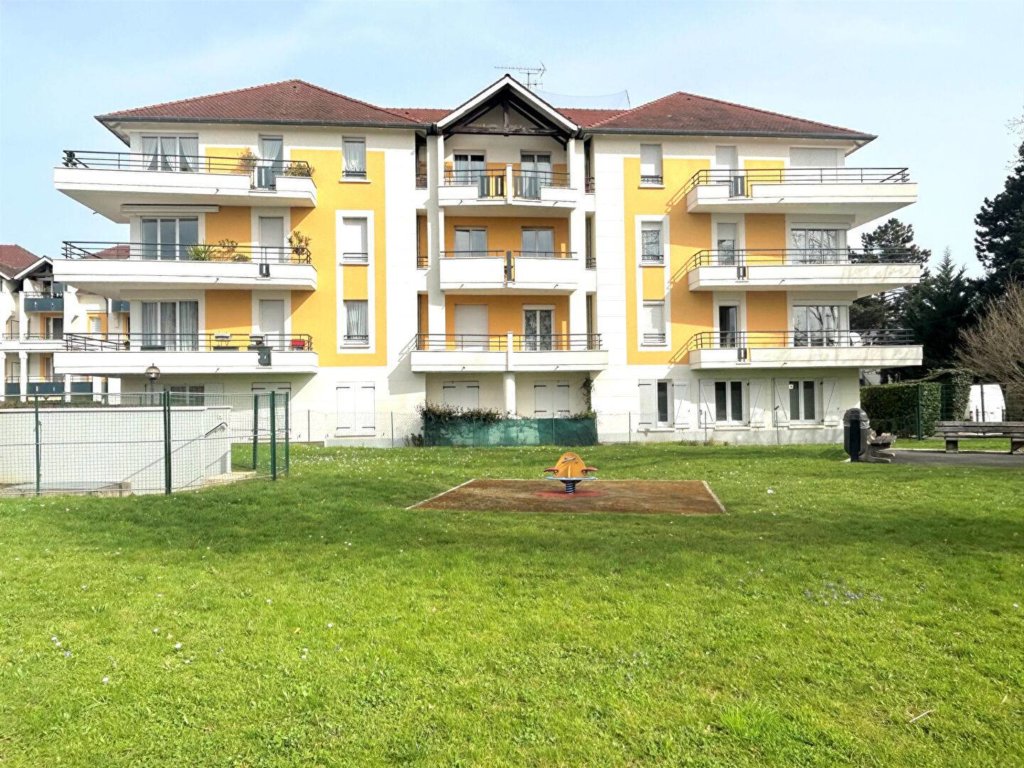 Appartement à Roissy-en-Brie 61m² 1 1