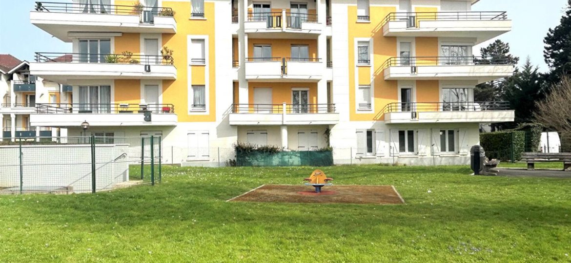 Appartement à Roissy-en-Brie 61m² 1 1