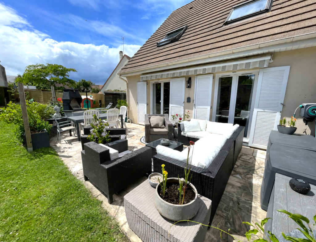 Maison à Chevry-Cossigny 82m²  1