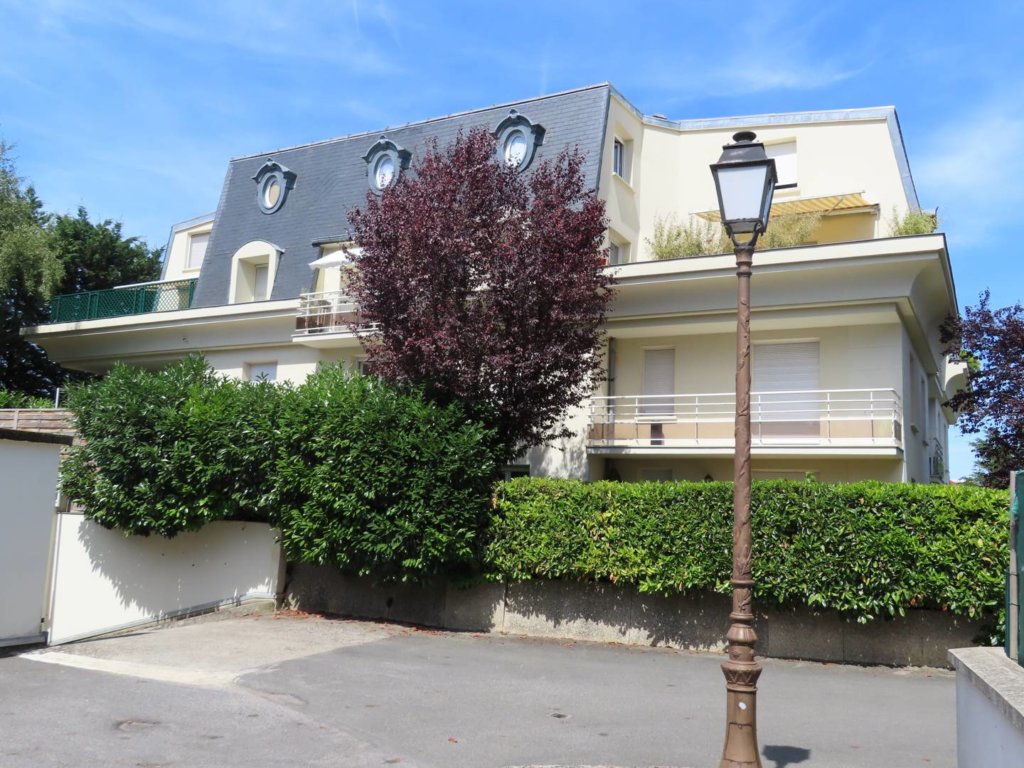 Appartement à La Queue-en-Brie 97