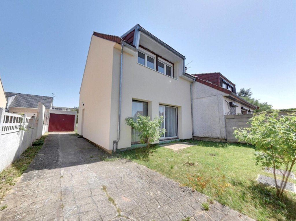 Maison à Roissy-en-Brie 86m²  1