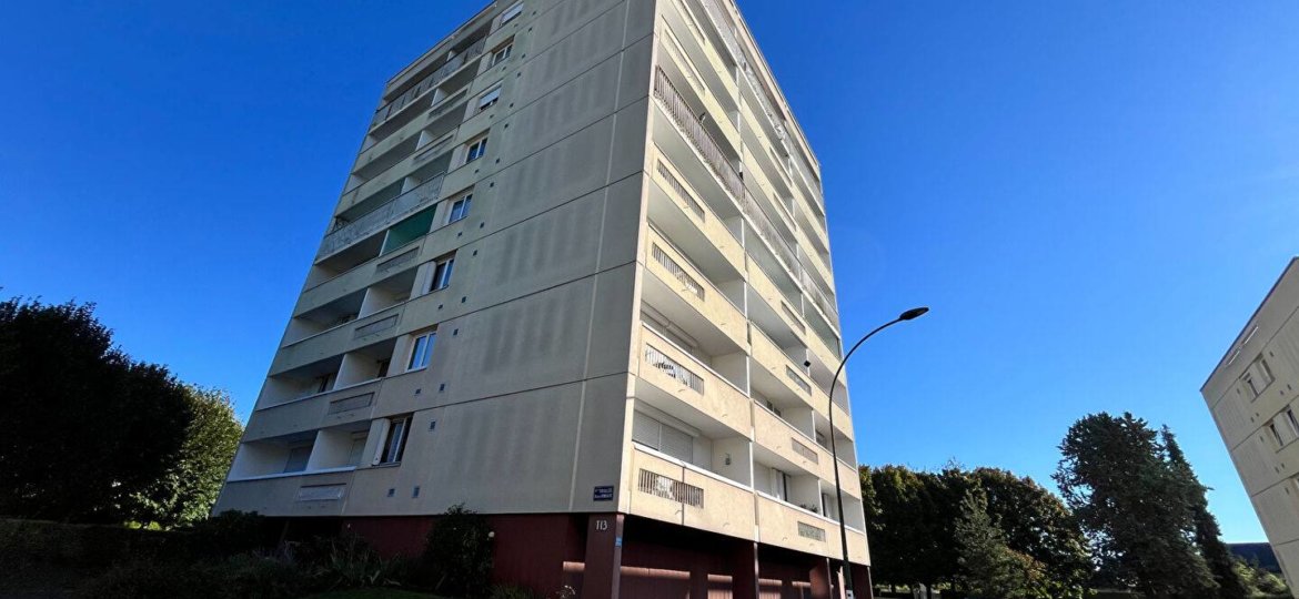 Appartement à PONTAULT COMBAULT 71