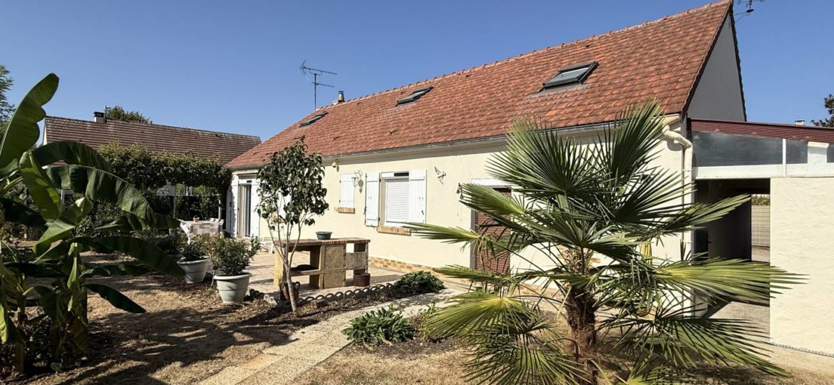 Maison à ROZAY EN BRIE 110m²  1