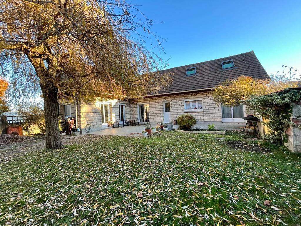 Maison à PONTAULT-COMBAULT 102m² 1 1