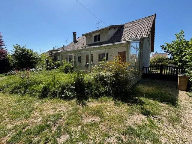 Maison à Gretz-Armainvilliers 257m²  1