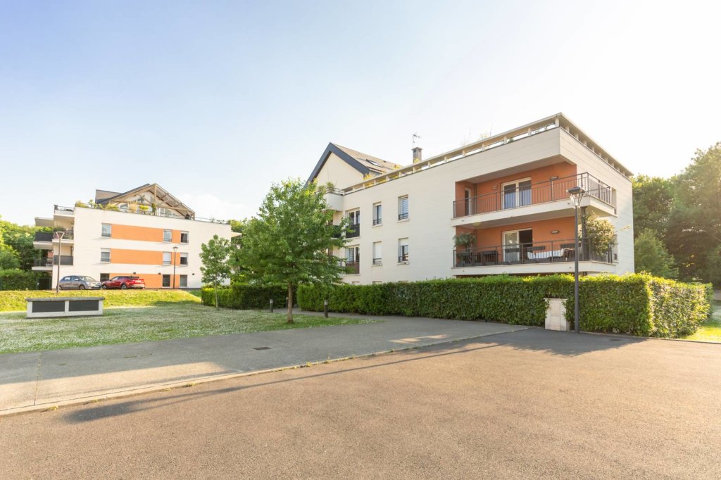 Appartement à emerainville 46