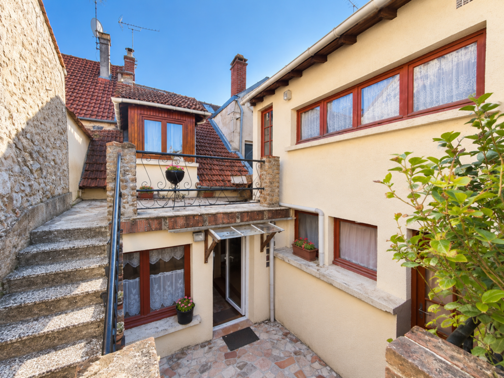 Maison à Tournan-en-Brie 95