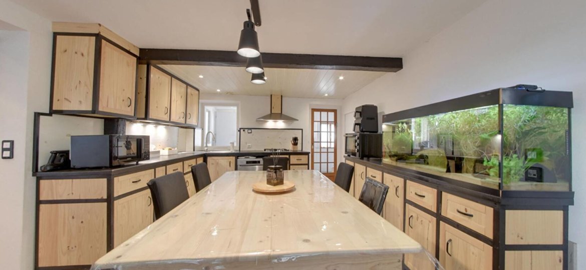 Maison à Ozoir-la-Ferrière 137m²  1